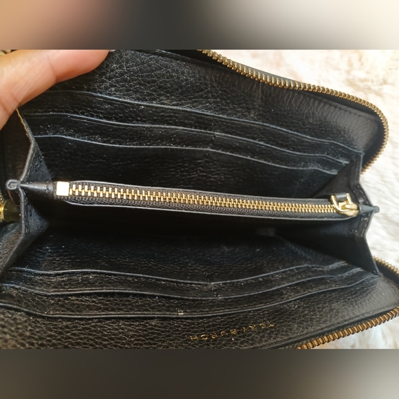 Tory Burch Black Leather Wallet - Picture 8 of 16